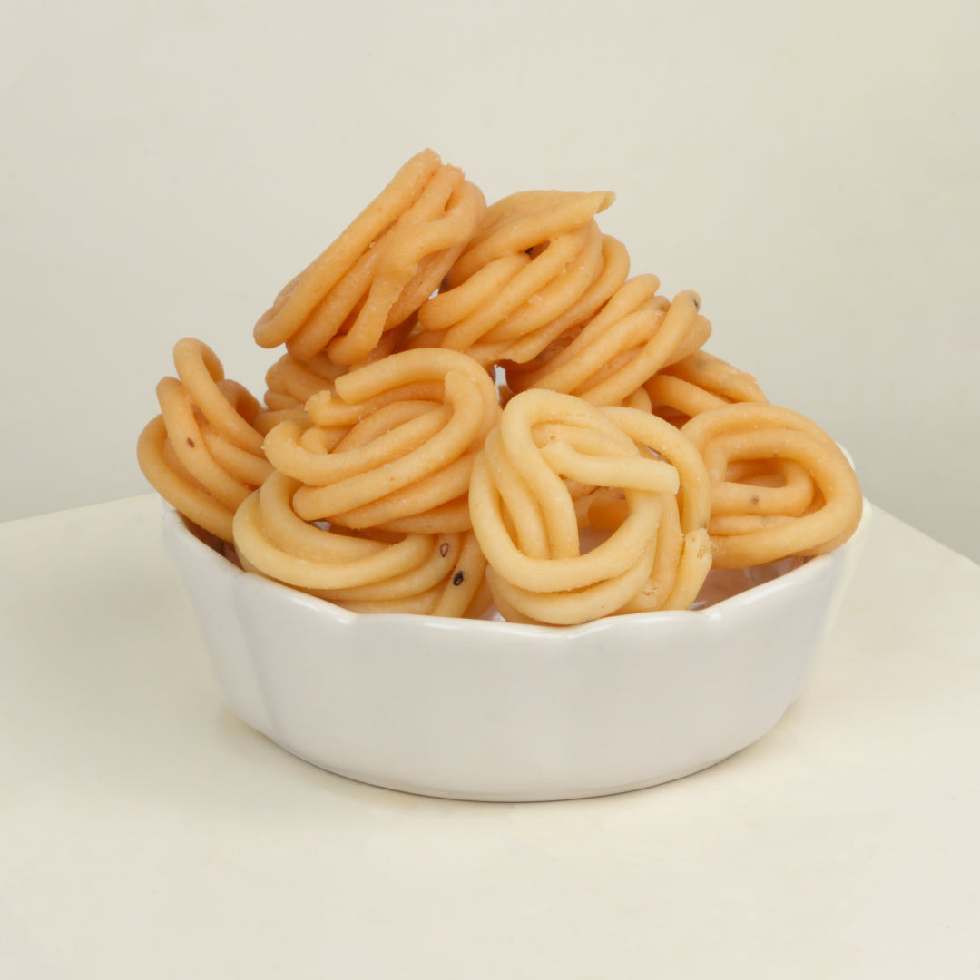 Chettinadu Thenkuzhal Murukku (Norukkal) - Oorla